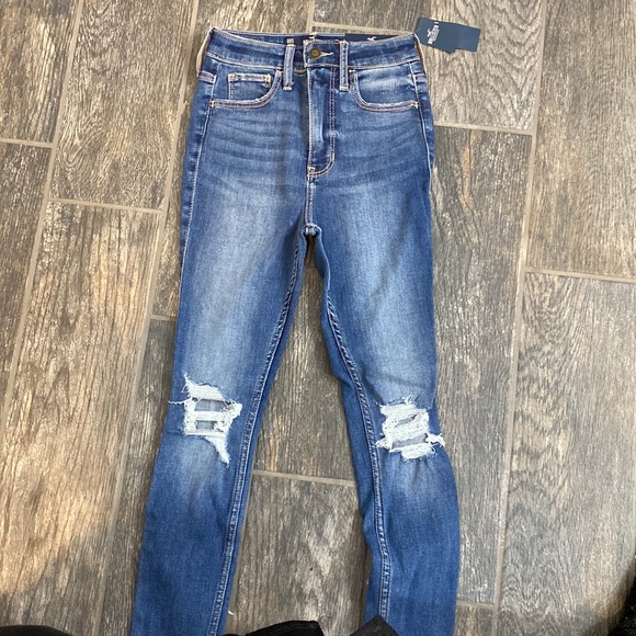 Jeans - Picture 3 of 4